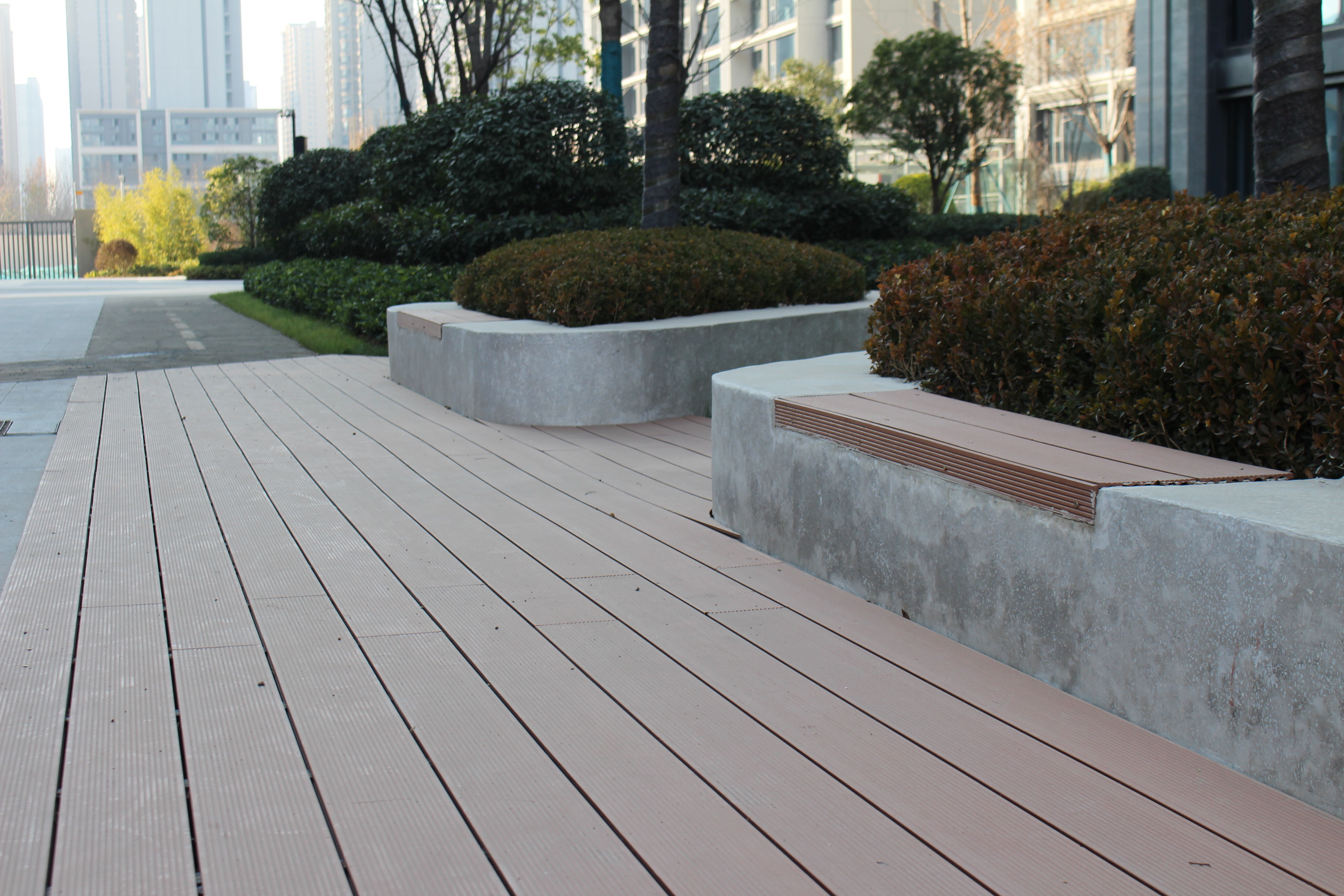 Comment la terrasse en composite peut-elle mieux se développer